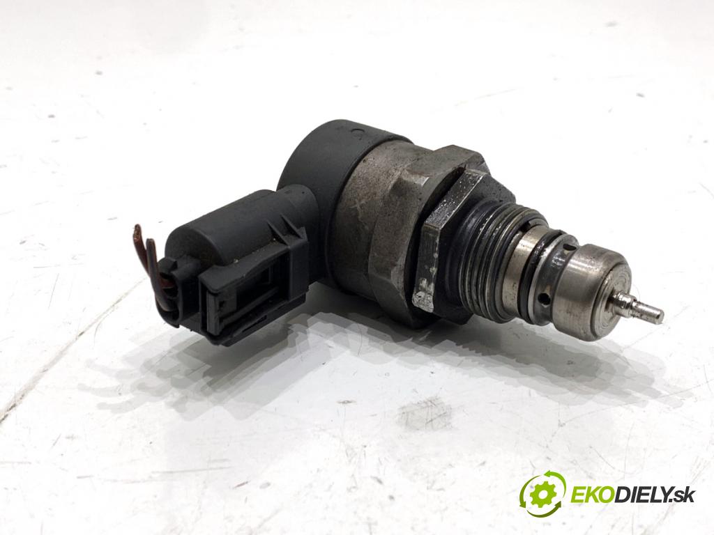 BMW E61 Kombi 2006 110 kW 520 d 1995 Regulátor tlaku paliva 0281002481 (Palivový systém ostatné)