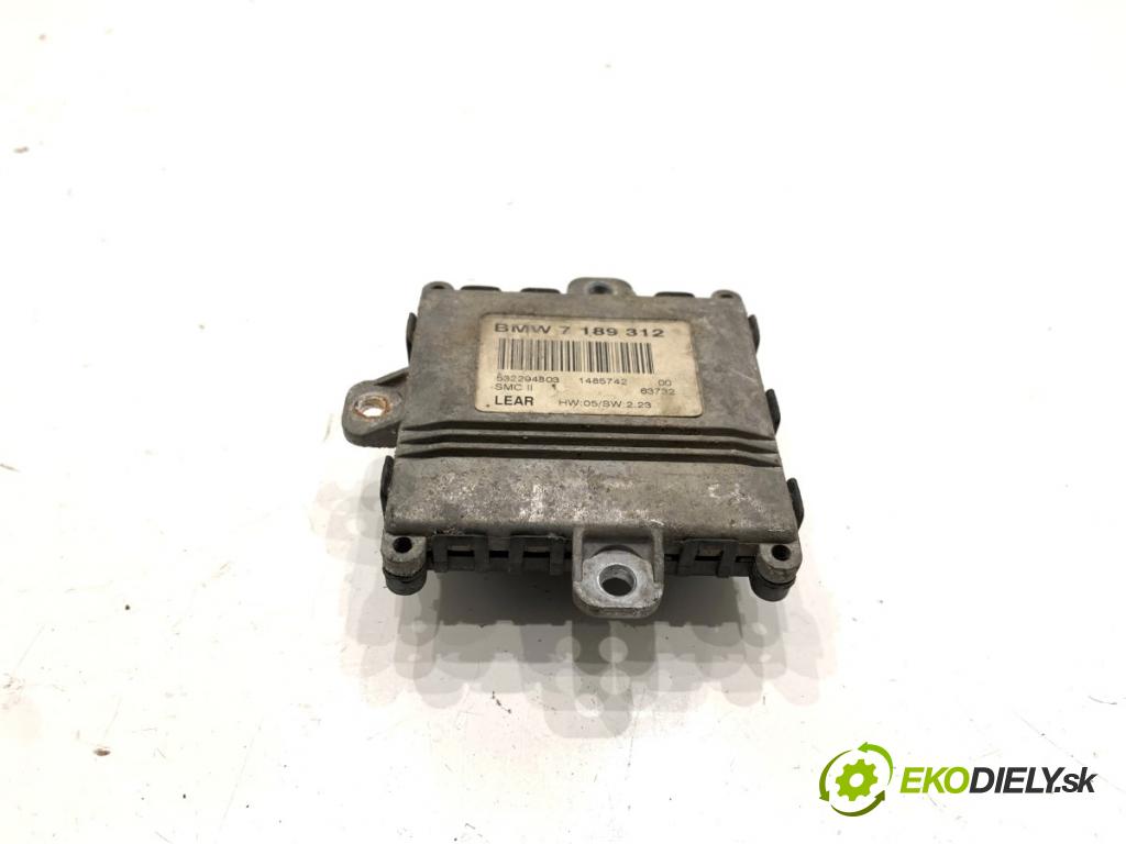 BMW E61 Kombi 2006 110 kW 520 d 1995 Modul uhlu svetla 7189312