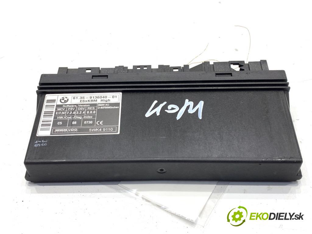 BMW E61 Kombi 2006 110 kW 520 d 1995 modul komfortu 9136040 (Komfortní modul)