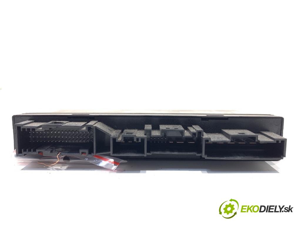 BMW E61 Kombi 2006 110 kW 520 d 1995 Modul komfortu 9136040 (Modul komfortu)