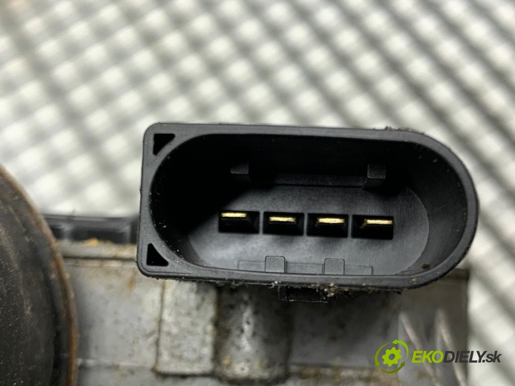 BMW E61 Kombi 2006 110 kW 520 d 1995 Mechanizmus stieračov predný 6987475 (Motorček stieračov predný)