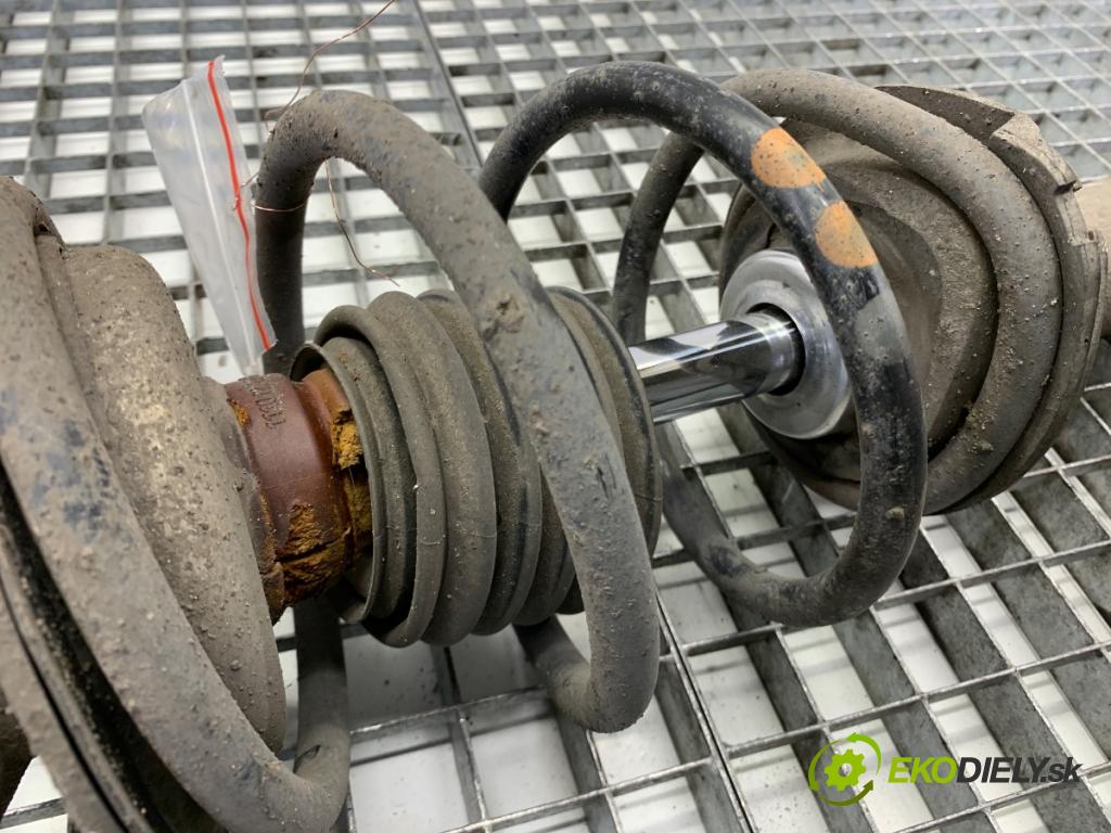 BMW E61 Kombi 2006 110 kW 520 d 1995 Tlmič pravy predný ZE