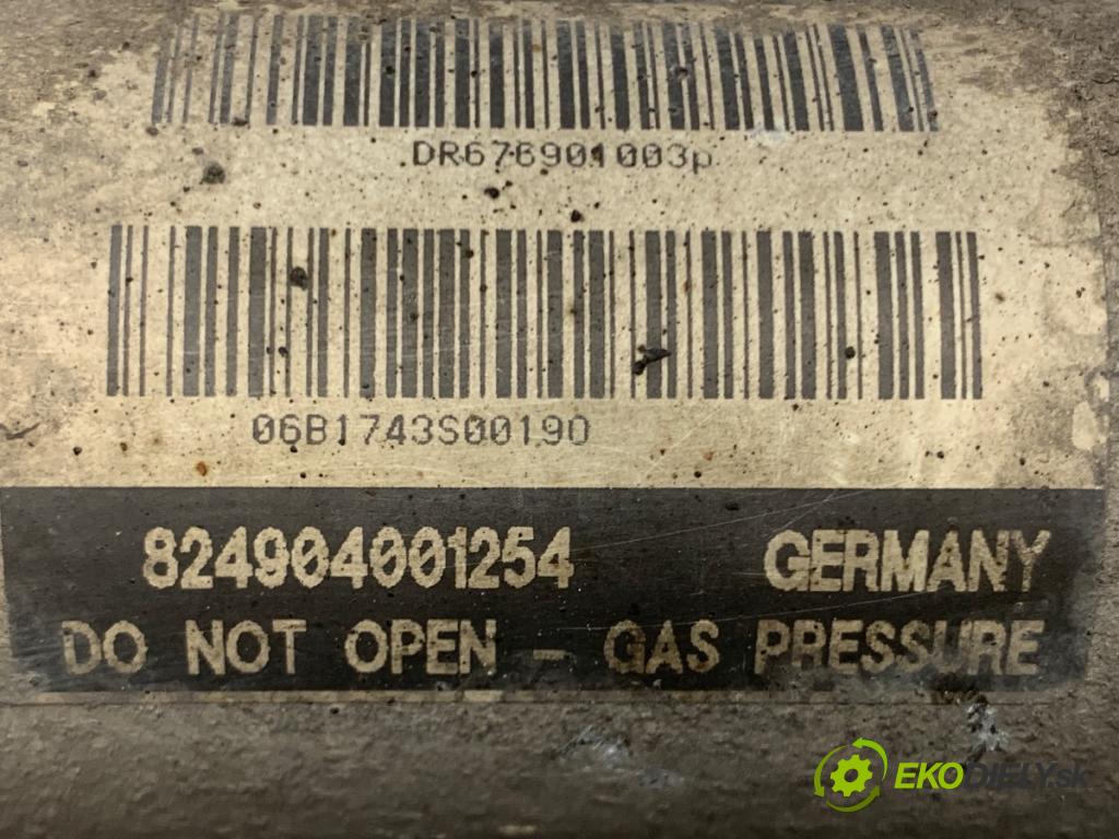 BMW E61 Kombi 2006 110 kW 520 d 1995 Tlmič pravy predný ZE