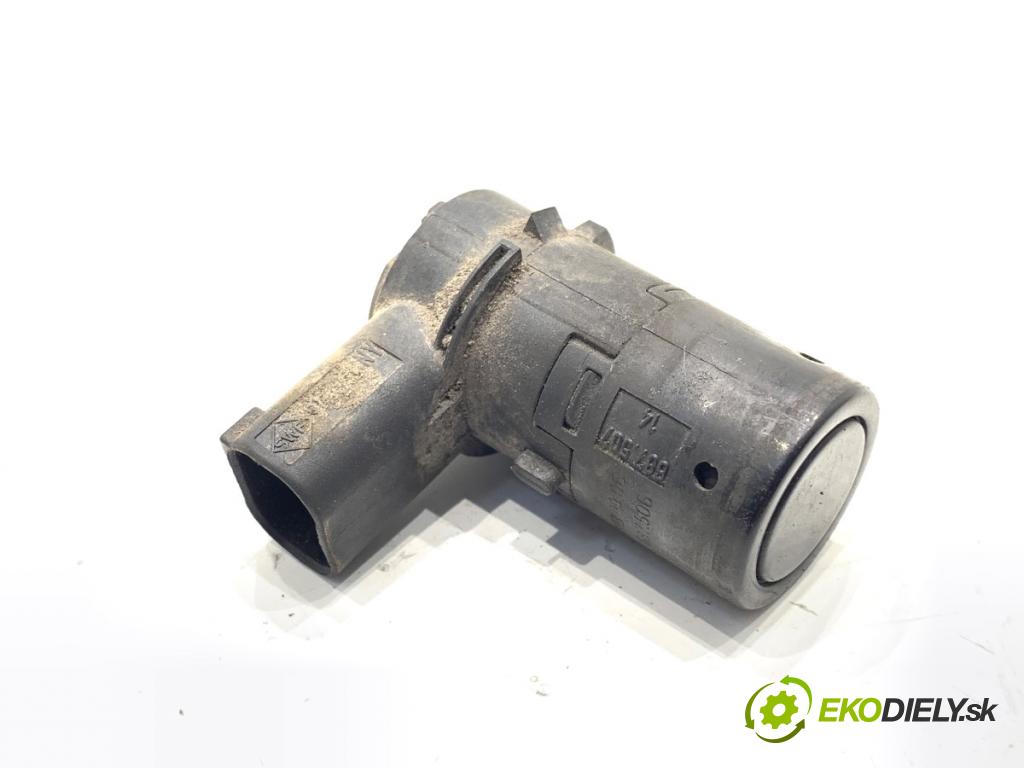 BMW E61 Kombi 2006 110 kW 520 d 1995 Snímač PDC 6989105