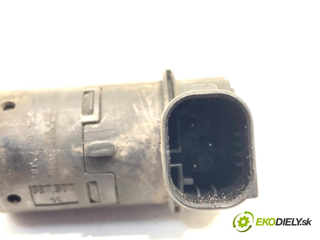 BMW E61 Kombi 2006 110 kW 520 d 1995 snímač PDC 6989105