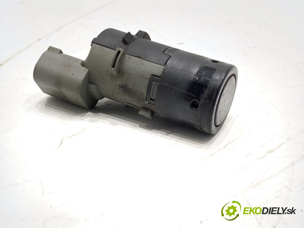 BMW E61 Kombi 2006 110 kW 520 d 1995 Snímač PDC 6989106