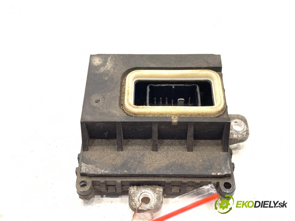 BMW E61 Kombi 2006 110 kW 520 d 1995 modul otáčky světla 7189312