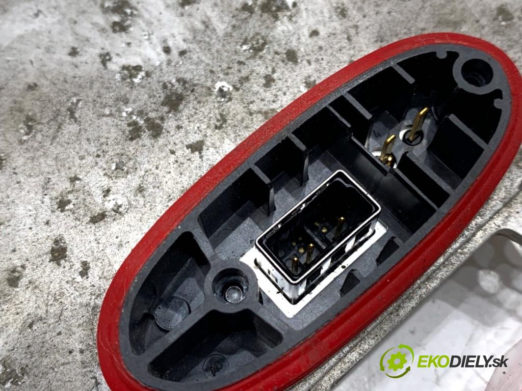 BMW E61 Kombi 2006 110 kW 520 d 1995 měnič XENON 5DV009000-00 (Řídící jednotka xenonu)