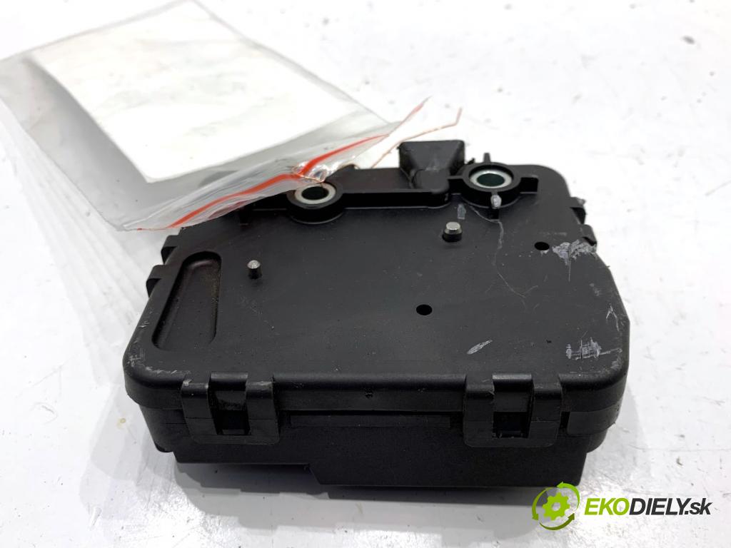 BMW E61 Kombi 2006 110 kW 520 d 1995 zámok dveří zadní část okna 8218849