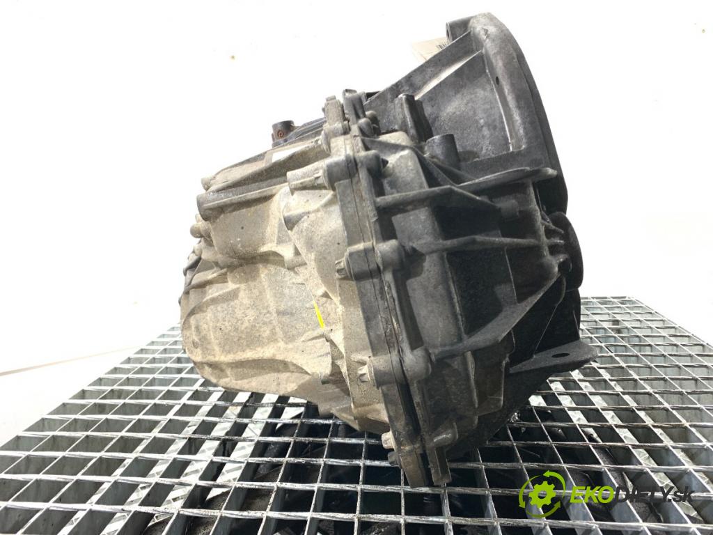 RENAULT MASTER III Skrzynia 2021 120 kW 2.3 dCi 165 FWD (FV0P, FV0U, FV11, FV12) 2298 převodovka CMPF6 (Převodovka)