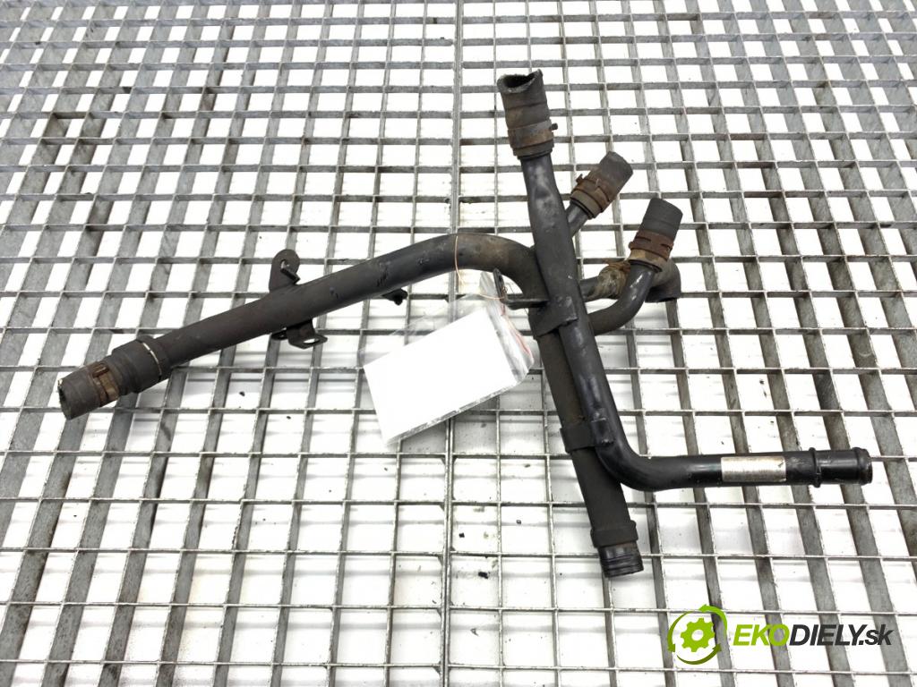 VW TRANSPORTER T5 Autobus 2015 103 kW 2.0 TDI 1968 Rozdeľovač vody 03L121064G