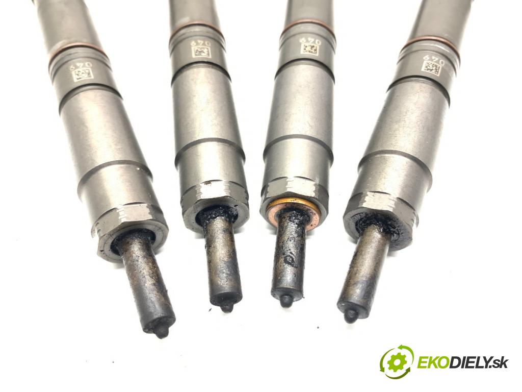 VW TRANSPORTER T5 Autobus 2015 103 kW 2.0 TDI 1968 vstřikovací ventily 03L130277C