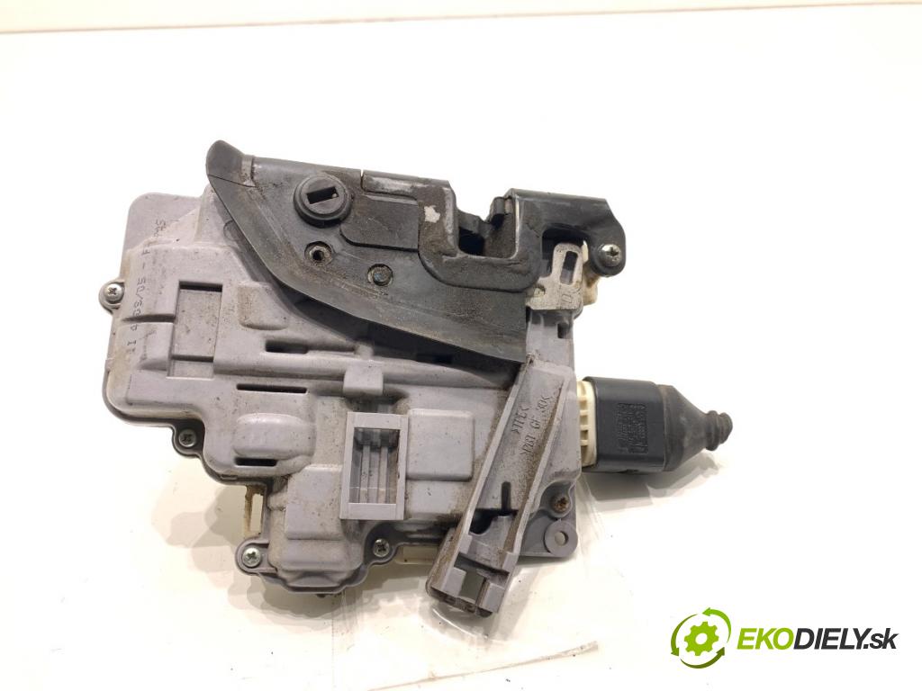 AUDI A3 8P liftback 2005 147 kW 2.0 TFSI quattro 1984 zámok Dvere pravy zad 4F1839016