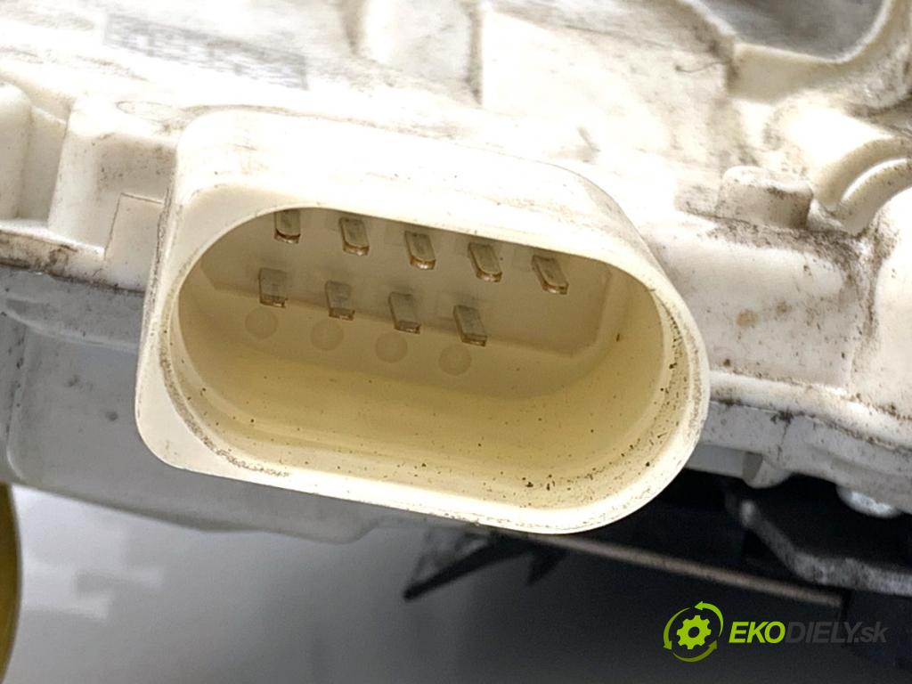 AUDI A3 8P liftback 2005 147 kW 2.0 TFSI quattro 1984 zámok dveře levý přední část 4F1837015E