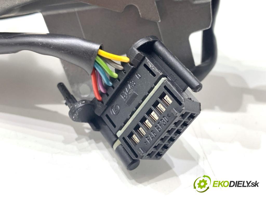 AUDI A3 8P liftback 2005 147 kW 2.0 TFSI quattro 1984 spínačka 1K0905851B (Spínací skříňka)