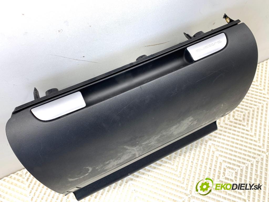 AUDI A3 8P liftback 2005 147 kW 2.0 TFSI quattro 1984 Priehradka, kastlík spolujazdca 8P1857035G (Priehradka (kastlík))