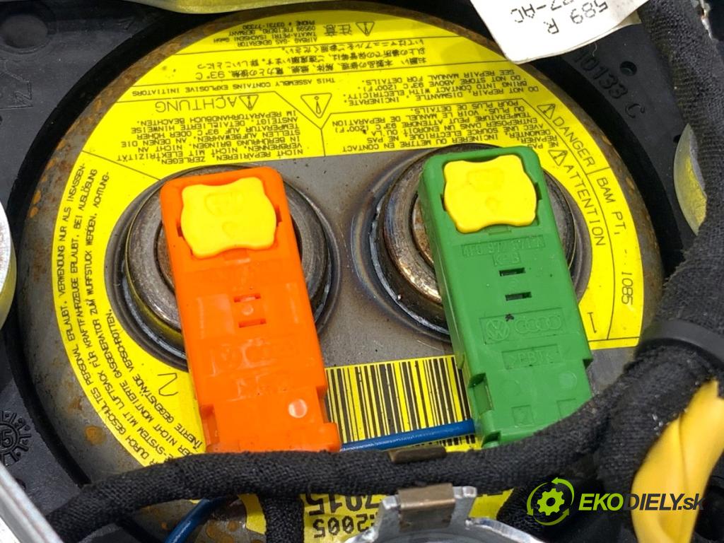 AUDI A3 8P liftback 2005 147 kW 2.0 TFSI quattro 1984 AirBag volantu 8P0880201AK (Airbag)