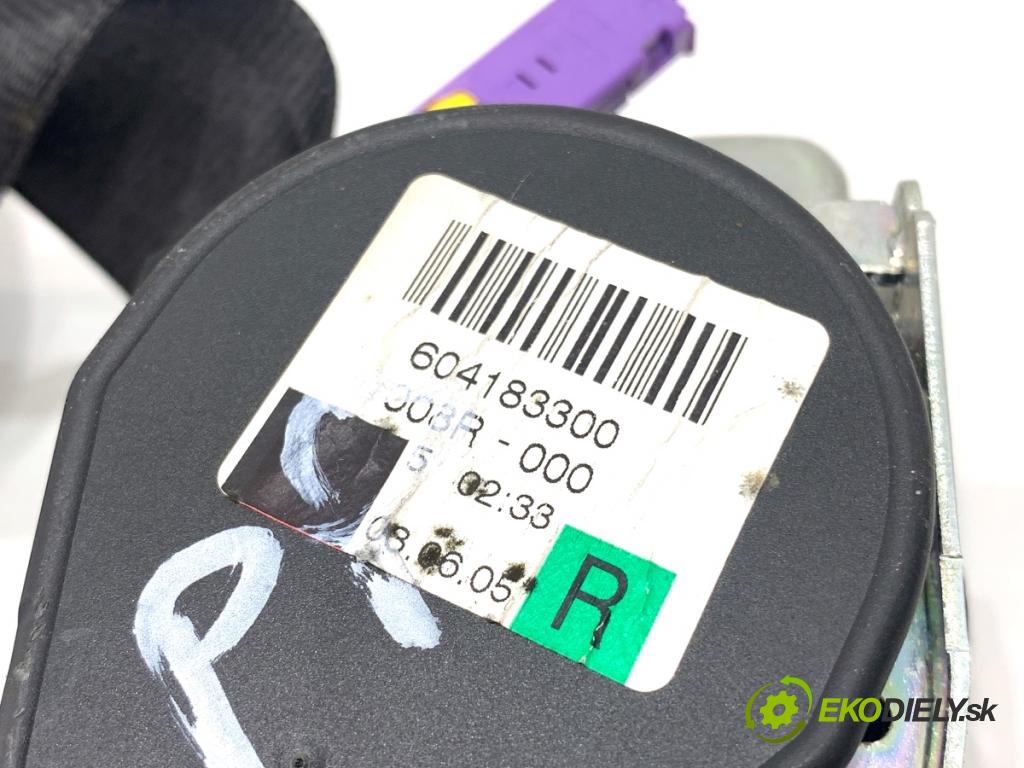 AUDI A3 8P liftback 2005 147 kW 2.0 TFSI quattro 1984 Držiak BEZPEČNOSŤ pravy predný