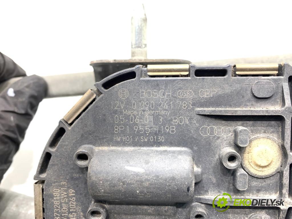 AUDI A3 8P liftback 2005 147 kW 2.0 TFSI quattro 1984 mechanismus stěračů přední část 8P1955023E (Motorek stěračů přední)