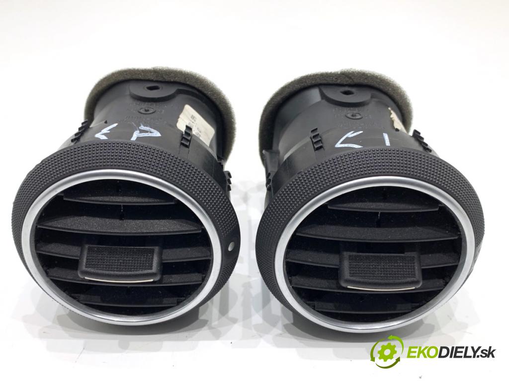 AUDI A3 8P liftback 2005 147 kW 2.0 TFSI quattro 1984 Mriežky kúrenia predný 8P0820901A