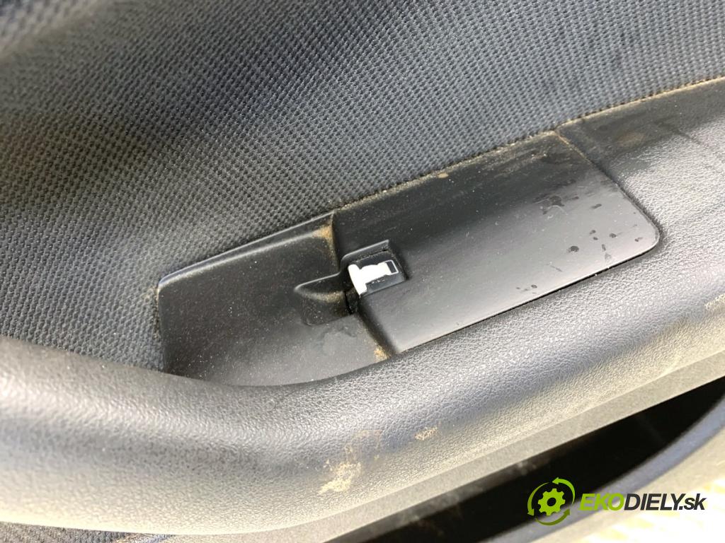 AUDI A3 8P liftback 2005 147 kW 2.0 TFSI quattro 1984 čalúnenie Dvere pravy predný