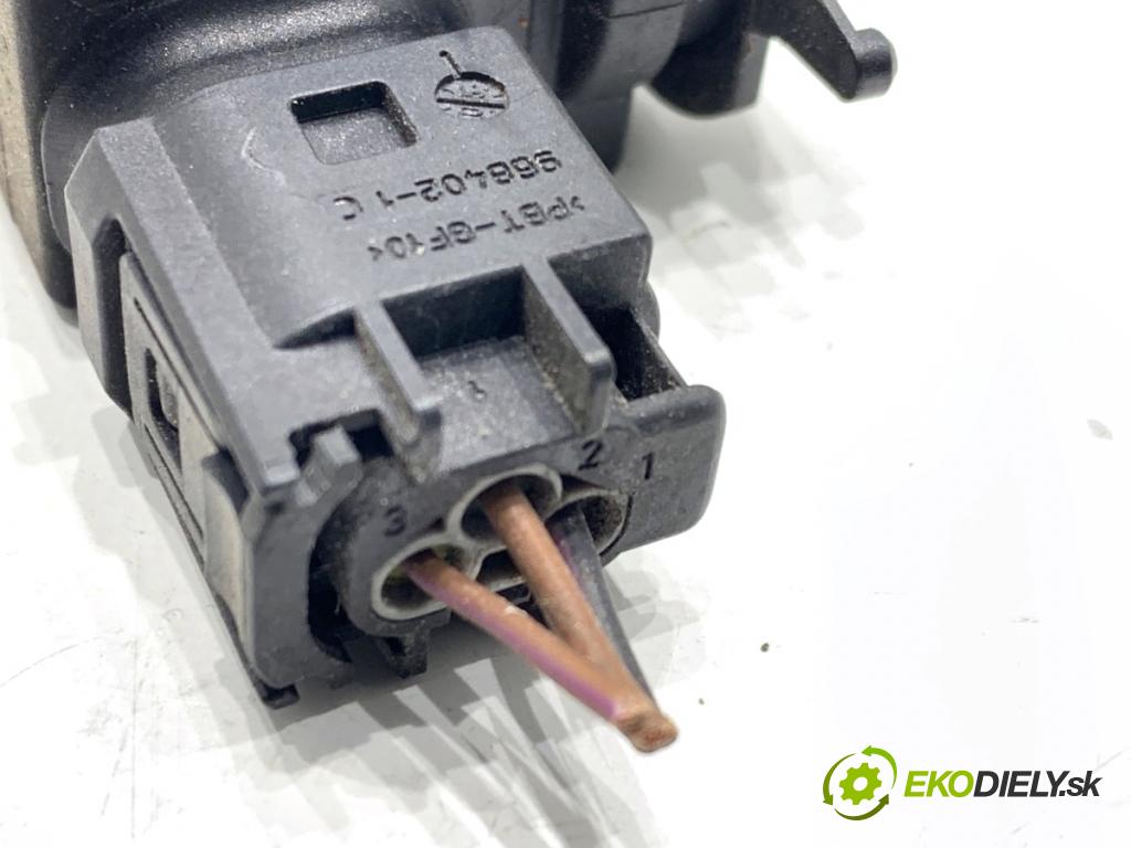 AUDI A3 8P liftback 2005 147 kW 2.0 TFSI quattro 1984 Snímač kvality vzduchu 4B0907659A