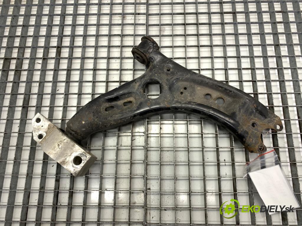 AUDI A3 8P liftback 2005 147 kW 2.0 TFSI quattro 1984 rameno pravý přední část 