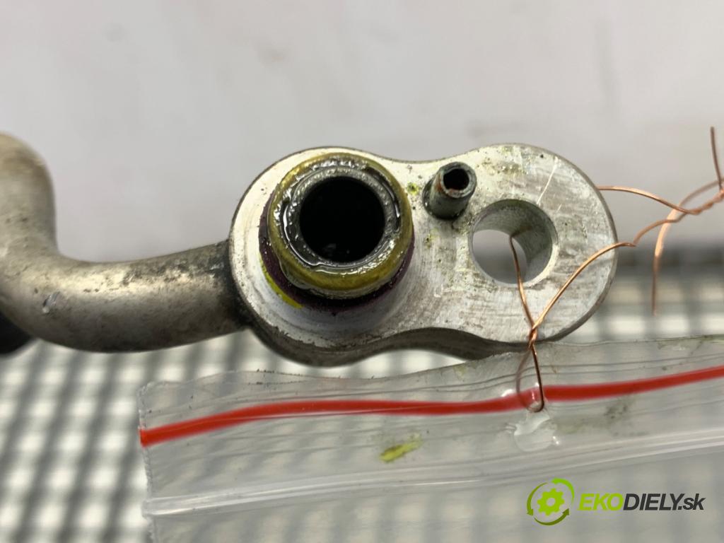 AUDI A3 8P liftback 2005 147 kW 2.0 TFSI quattro 1984 rúrka klimatizace 1K0820741AH (Trubka klimatizace)