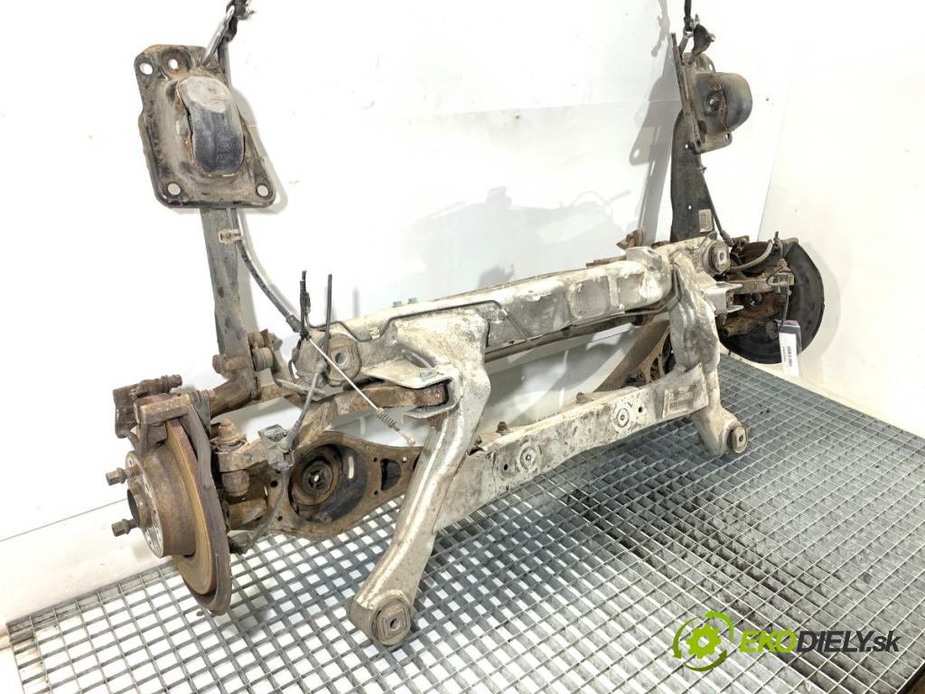 AUDI A3 8P liftback 2005 147 kW 2.0 TFSI quattro 1984 Výstuha zad 1K0505235M