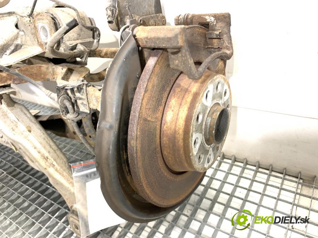 AUDI A3 8P liftback 2005 147 kW 2.0 TFSI quattro 1984 Výstuha zad 1K0505235M