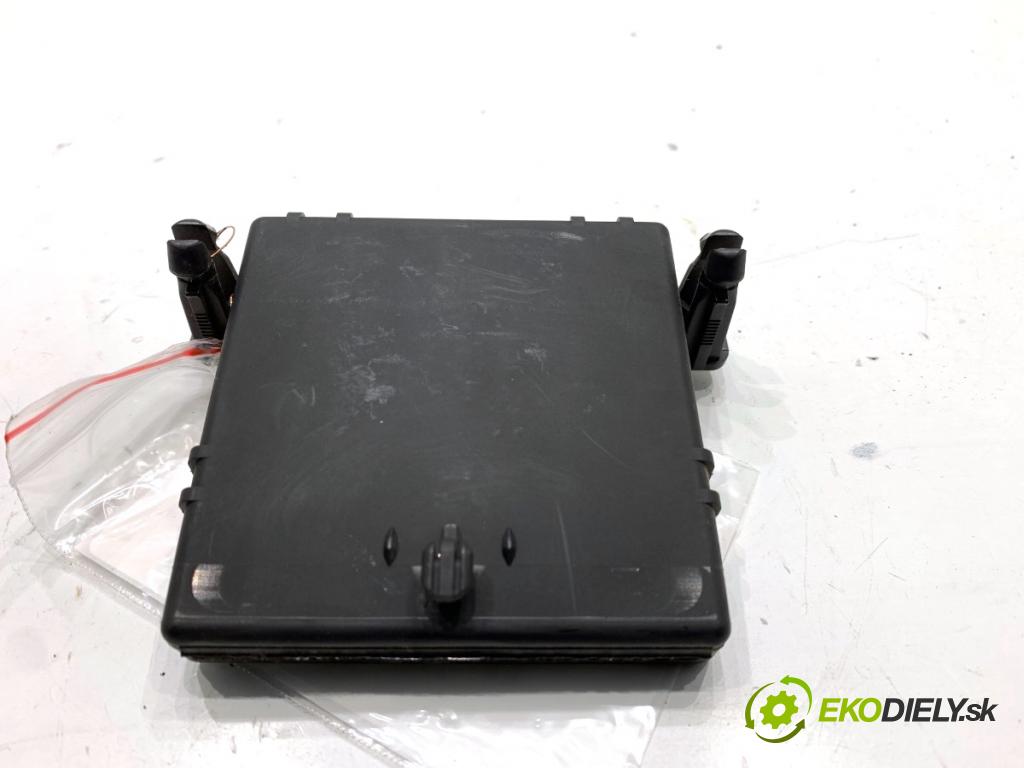 AUDI A3 8P liftback 2005 147 kW 2.0 TFSI quattro 1984 Modul GATEWAY 1K0907530F