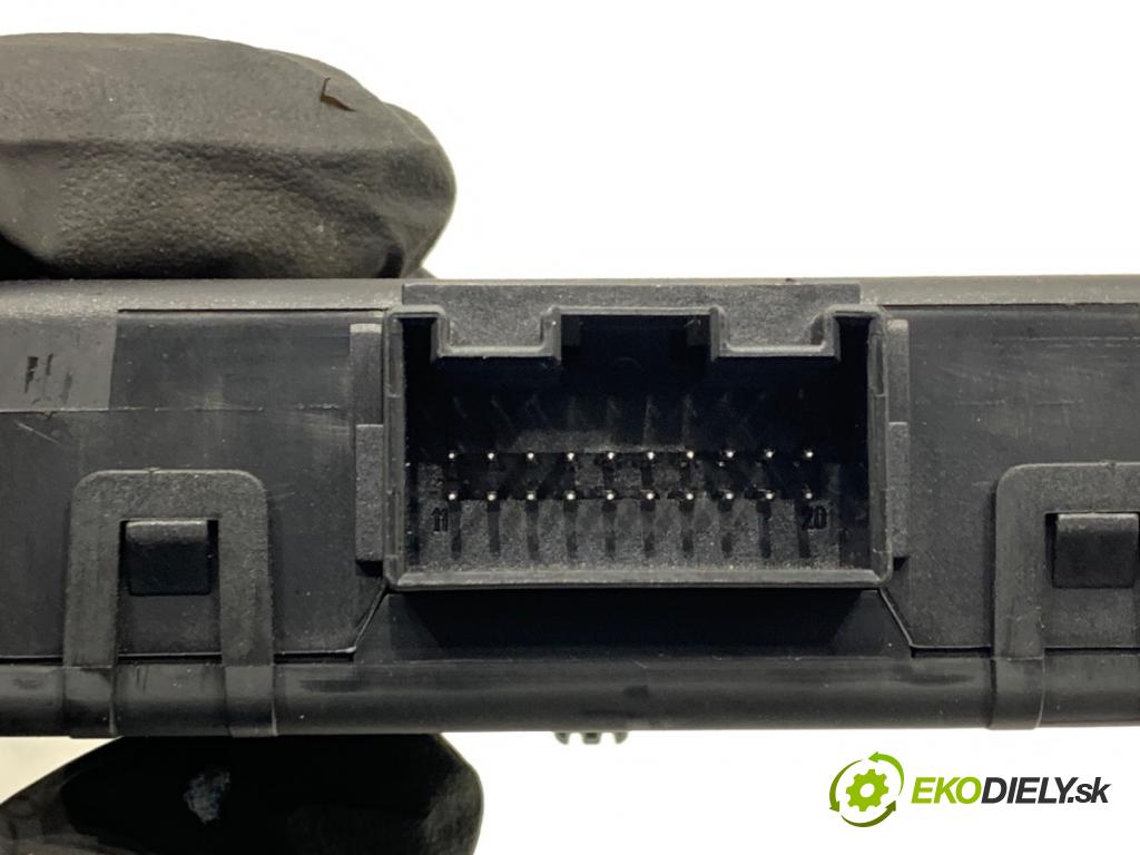 AUDI A3 8P liftback 2005 147 kW 2.0 TFSI quattro 1984 Modul GATEWAY 1K0907530F