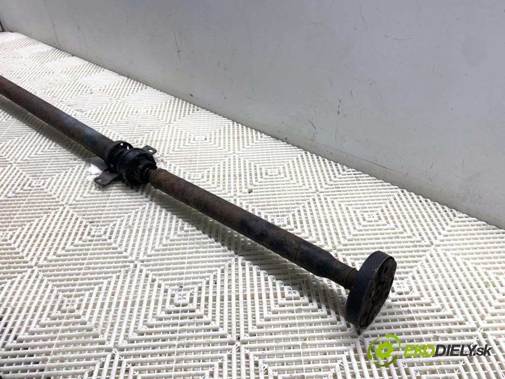 AUDI A3 8P liftback 2005 147 kW 2.0 TFSI quattro 1984 kardaň hřídel hnací zadní část  (Kardanový hřídel)
