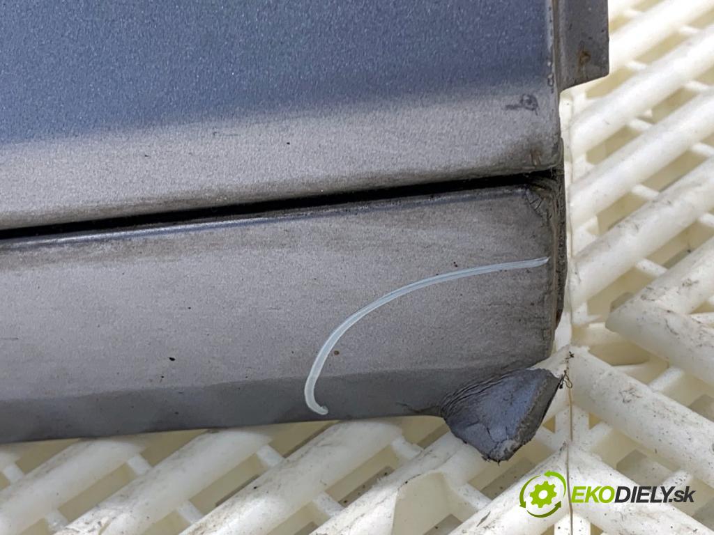 AUDI A3 8P liftback 2005 147 kW 2.0 TFSI quattro 1984 Dvere pravy predný LY7H