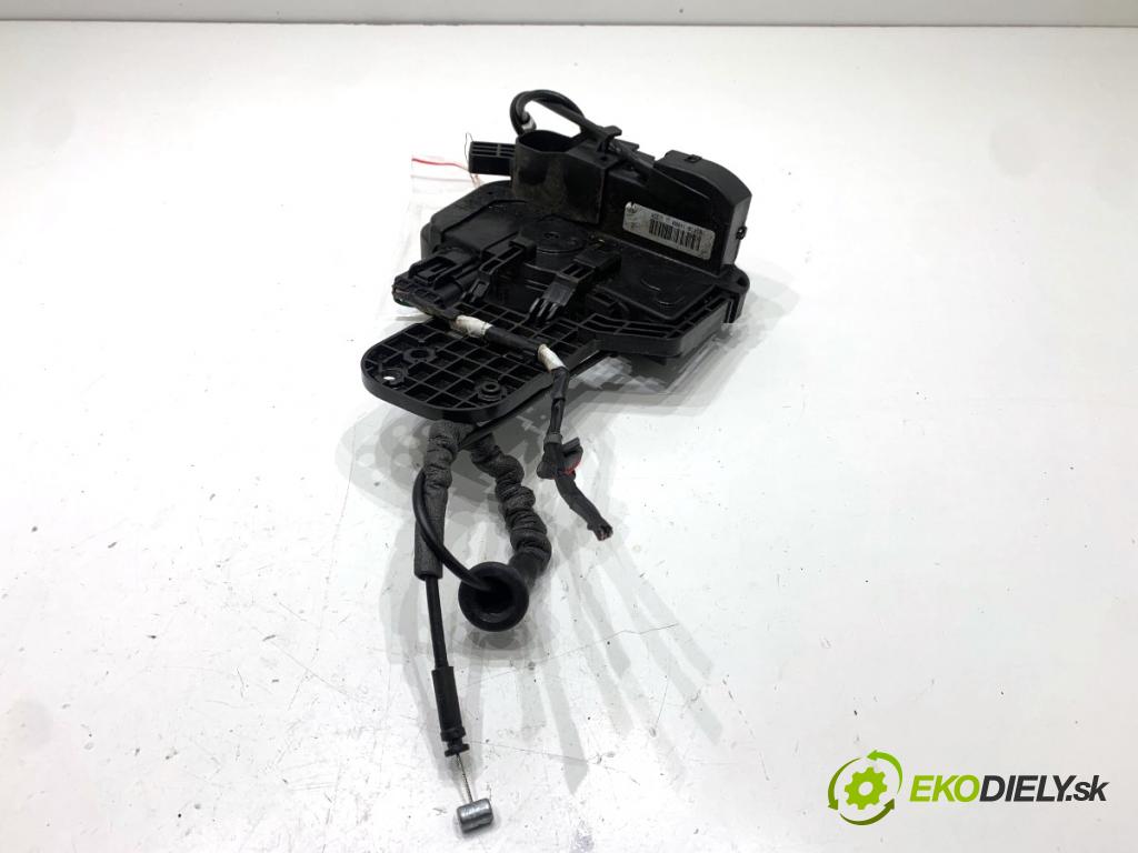 HYUNDAI ix20 liftback 2013 66 kW 1.4 1396 zámok Dvere ľavy zad 81410-1K000