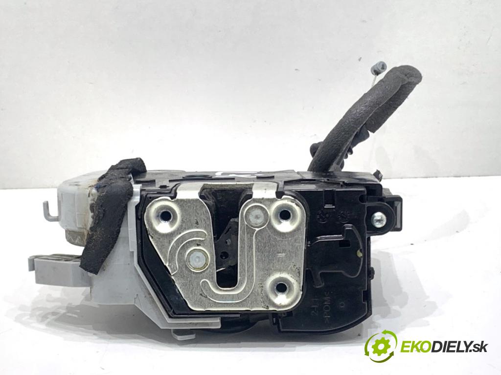 HYUNDAI ix20 liftback 2013 66 kW 1.4 1396 zámok Dvere ľavy predný 81310-1K000