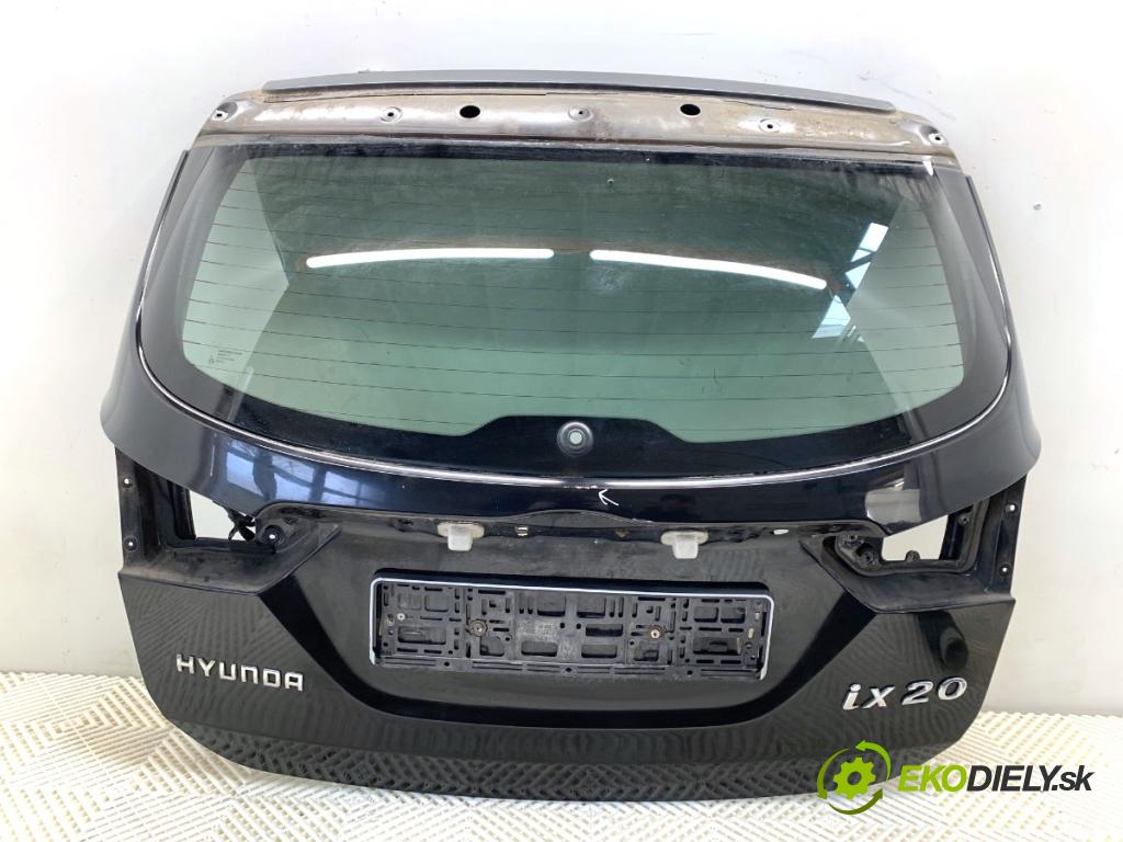 HYUNDAI ix20 liftback 2013 66 kW 1.4 1396 kapota zadní část 