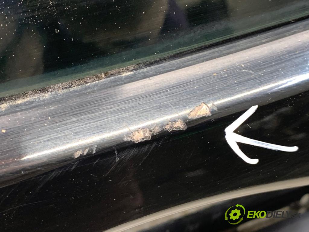 HYUNDAI ix20 liftback 2013 66 kW 1.4 1396 kapota zadní část