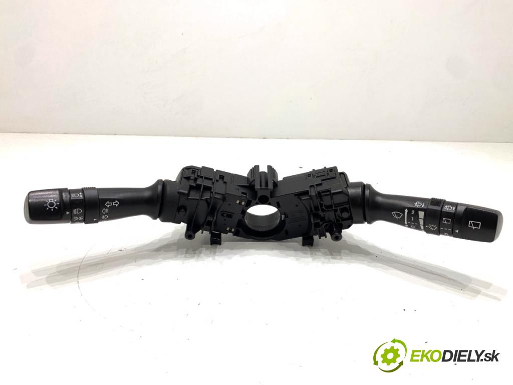 HYUNDAI ix20 liftback 2013 66 kW 1.4 1396 Prepínač kombinovaný 93420-2K560 93410-1M530 (Prepínacie páčky pod volantom)