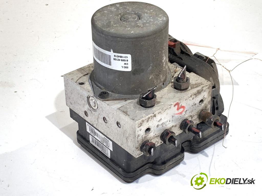 HYUNDAI ix20 liftback 2013 66 kW 1.4 1396 pumpa ABS 61589-42100 (Pumpa ABS)