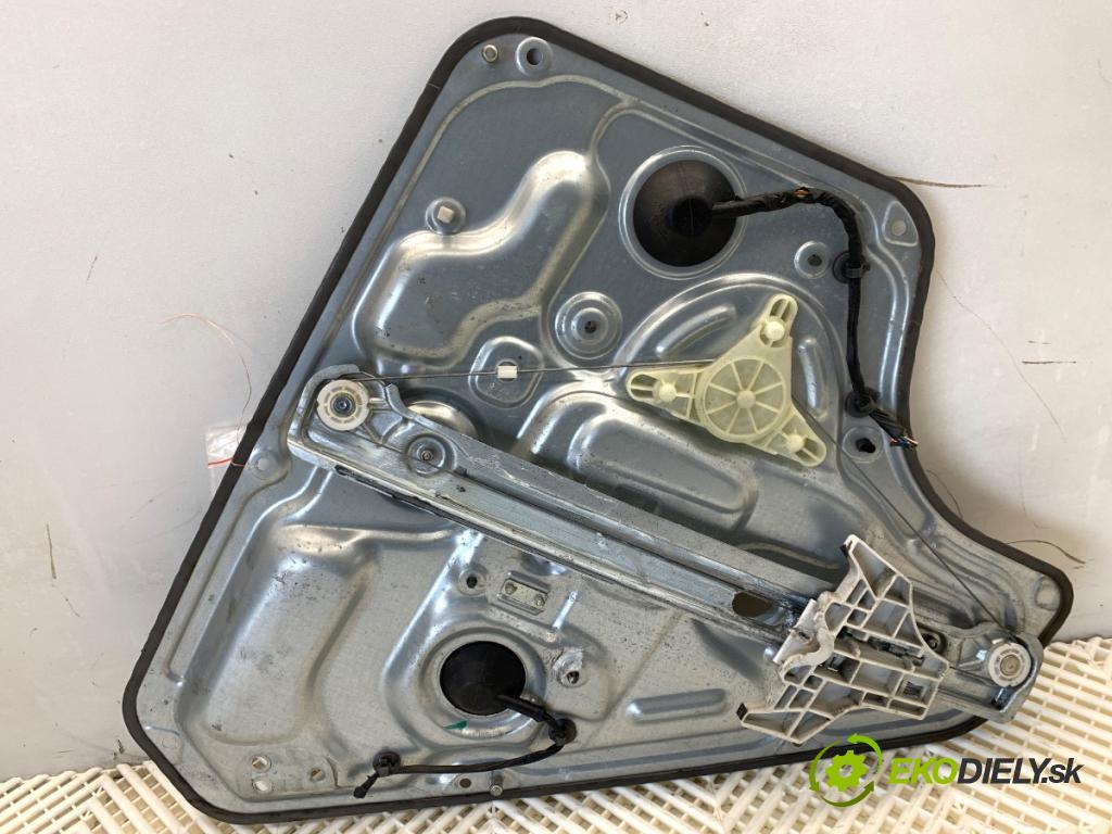 HYUNDAI ix20 liftback 2013 66 kW 1.4 1396 Mechanizmus okna pravy zad 83480-1K010