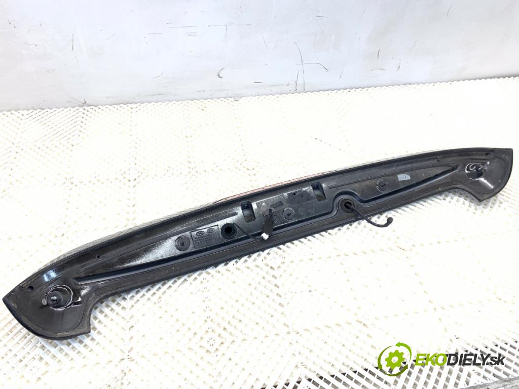 HYUNDAI ix20 liftback 2013 66 kW 1.4 1396 Spoiler Svetlo brzdových svetiel 87210-1K000