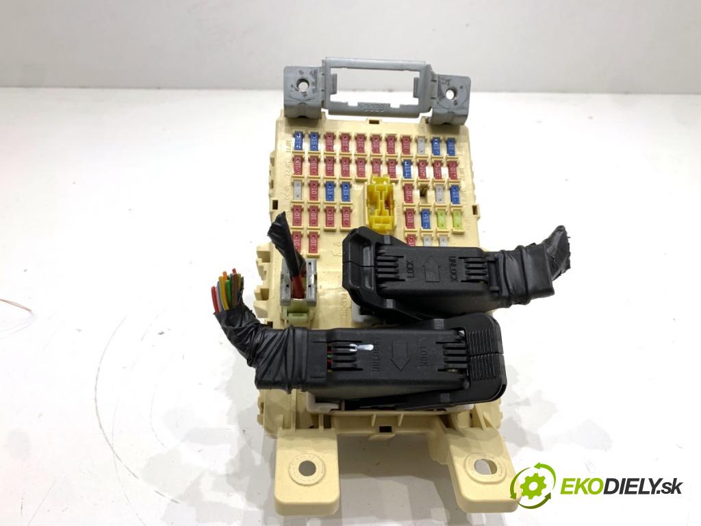 HYUNDAI ix20 liftback 2013 66 kW 1.4 1396 modul BSI 91950-1K511 (Pojistková skříňka)