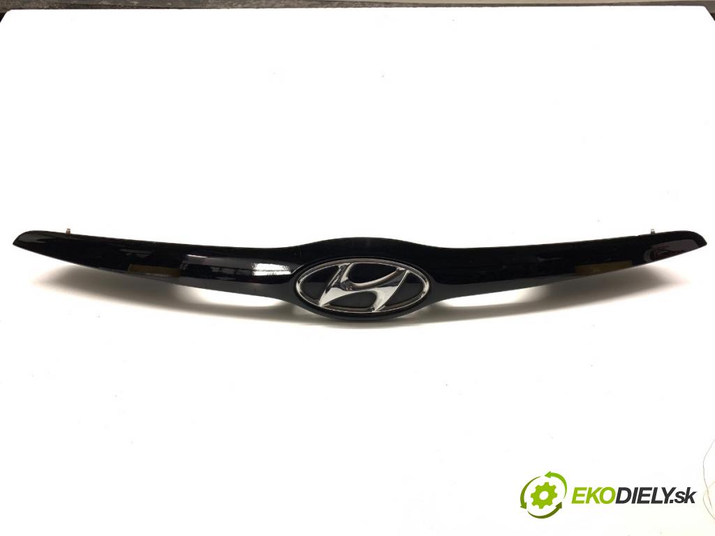 HYUNDAI ix20 liftback 2013 66 kW 1.4 1396 lišta dveří zadní část 