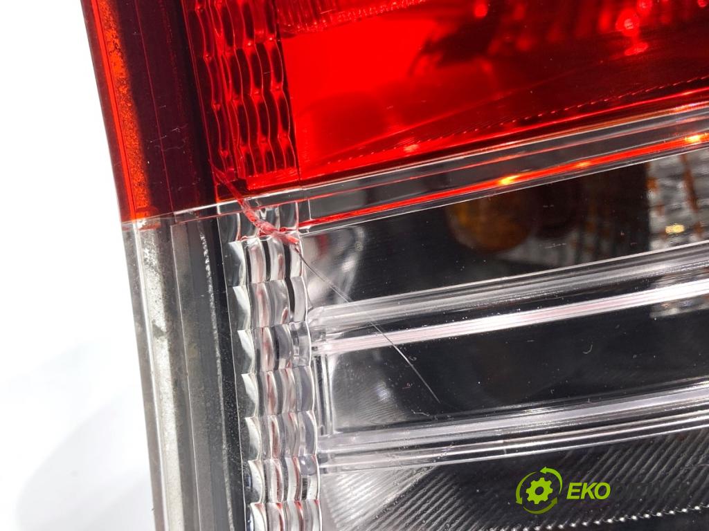 HYUNDAI ix20 liftback 2013 66 kW 1.4 1396 Svetlo pravy zad 92402-1K0