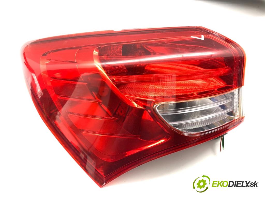 HYUNDAI ix20 liftback 2013 66 kW 1.4 1396 světlo levý zadní část 92401-1K0