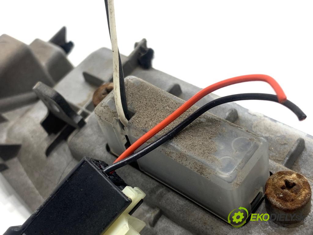 HYUNDAI ix20 liftback 2013 66 kW 1.4 1396 Kľučka dverí zad 87314-1K000