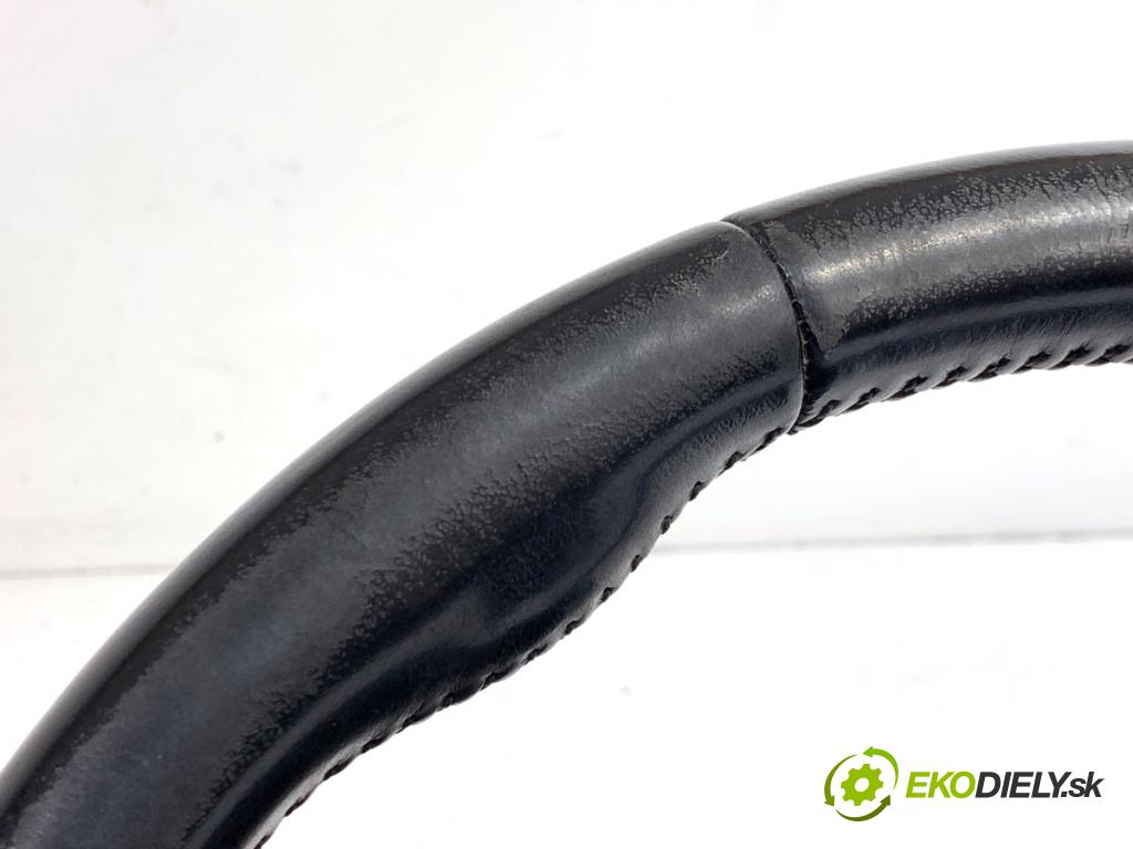 HYUNDAI ix20 liftback 2013 66 kW 1.4 1396 volant  (Volant)