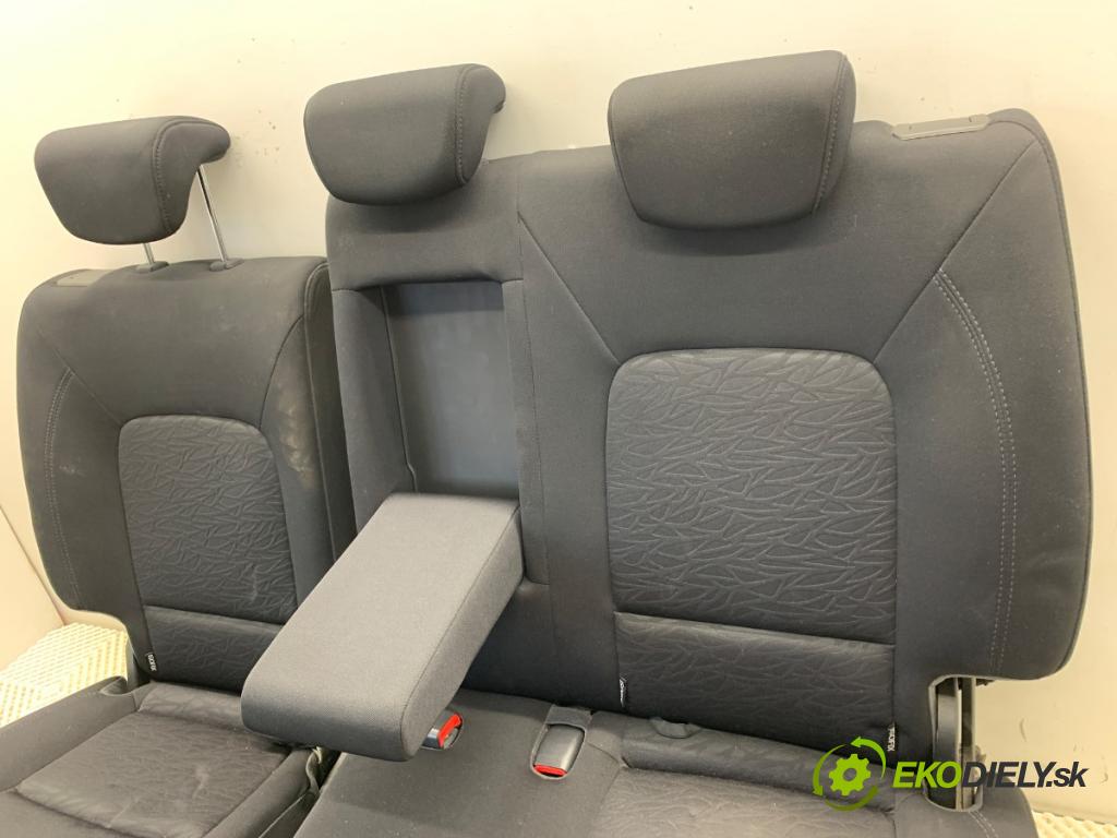 HYUNDAI ix20 liftback 2013 66 kW 1.4 1396 sedadlo druhý VLÁDA: