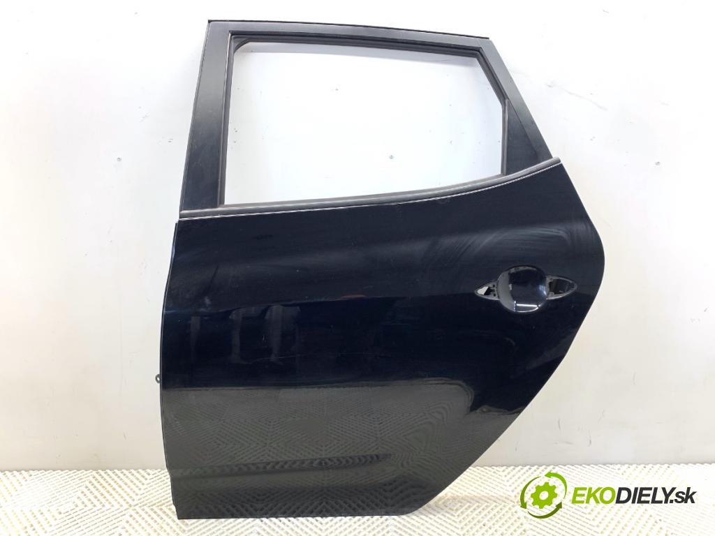 HYUNDAI ix20 liftback 2013 66 kW 1.4 1396 dveře pravý zadní část 